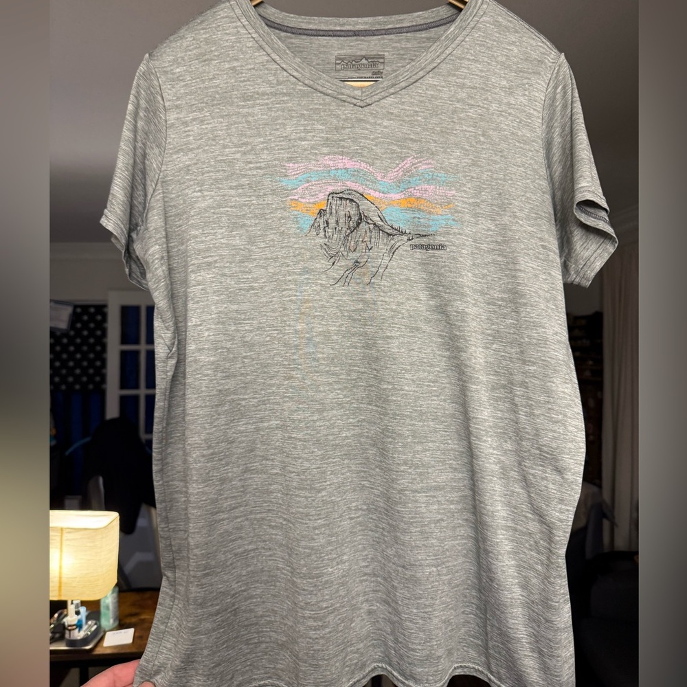 Patagonia Grey Daily Capilene Baselayer V-Neck Shirt-Women's XL